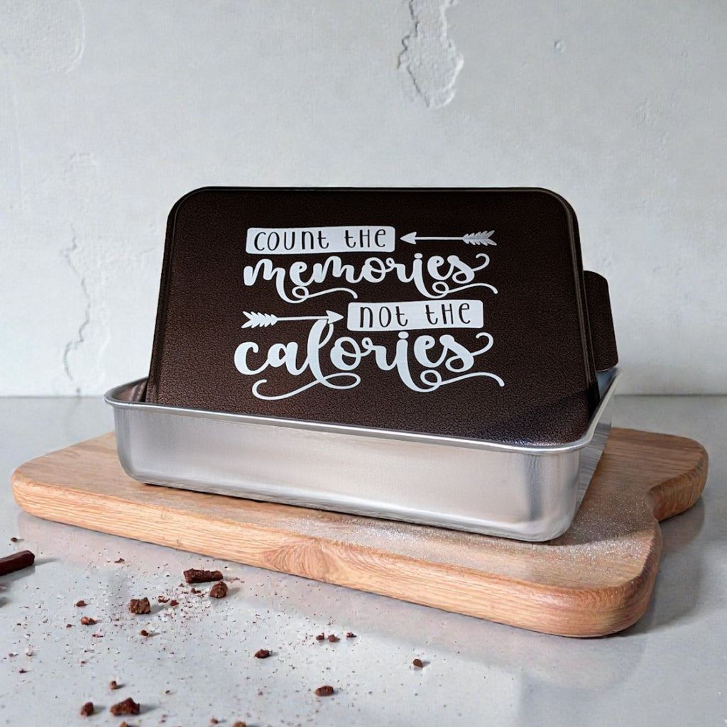 Personalized Aluminum Cake Pan with Lid